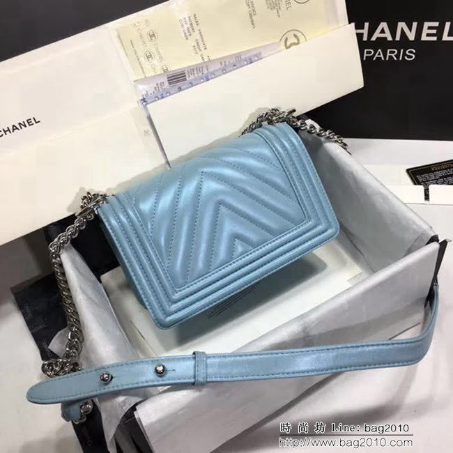 香奈兒CHANEL竭誠精品CHANEL大號67086經典最新款 單肩斜挎鏈條包 DSC1402